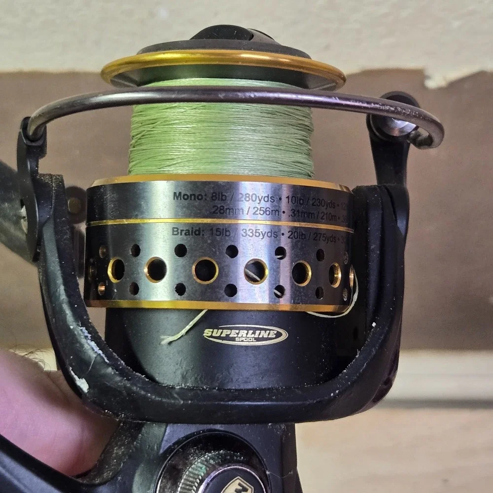 Penn Battle Spinning Reel 4000 Black/Gold Metal